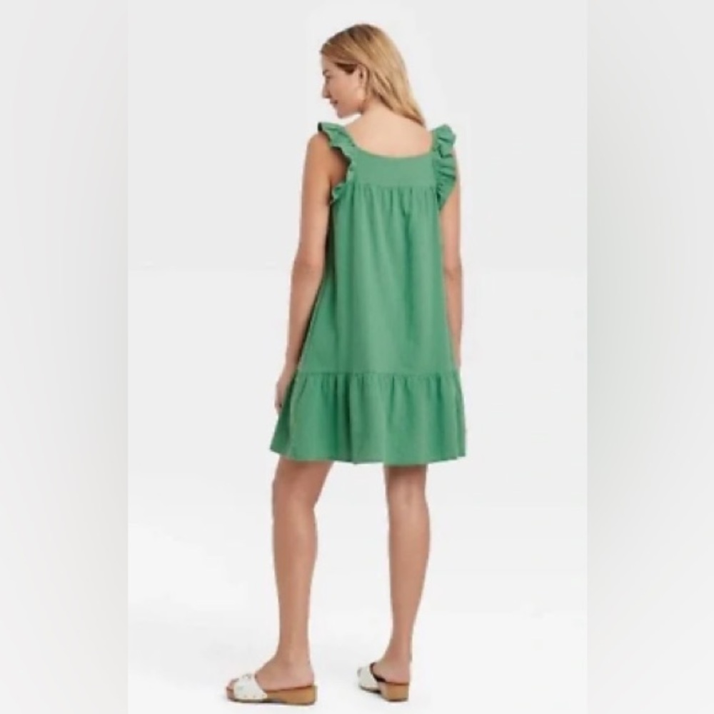 LAST CHANCE Universal Thread green button front flutter sleeve dress - Picture 3 of 6
